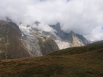 Entrèves